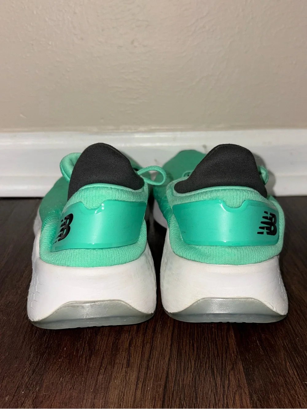 New Balance Fresh Foam Lazr V2 Running Shoes Women’s Sz 11